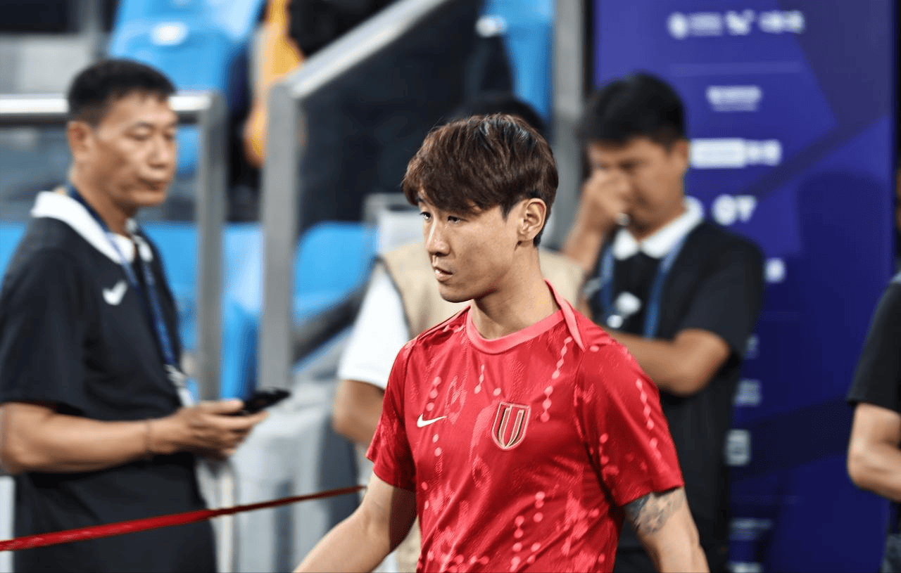 爱游戏官网-亚冠今晚再迎强敌，广州队复出首秀，主帅态度——球迷炸锅，纪律约束更严格的简单介绍